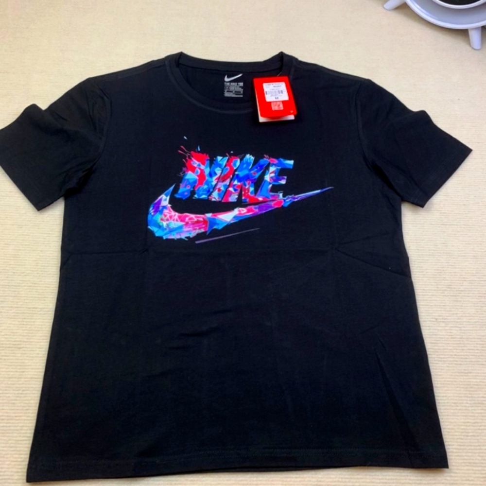 Nike T shirt